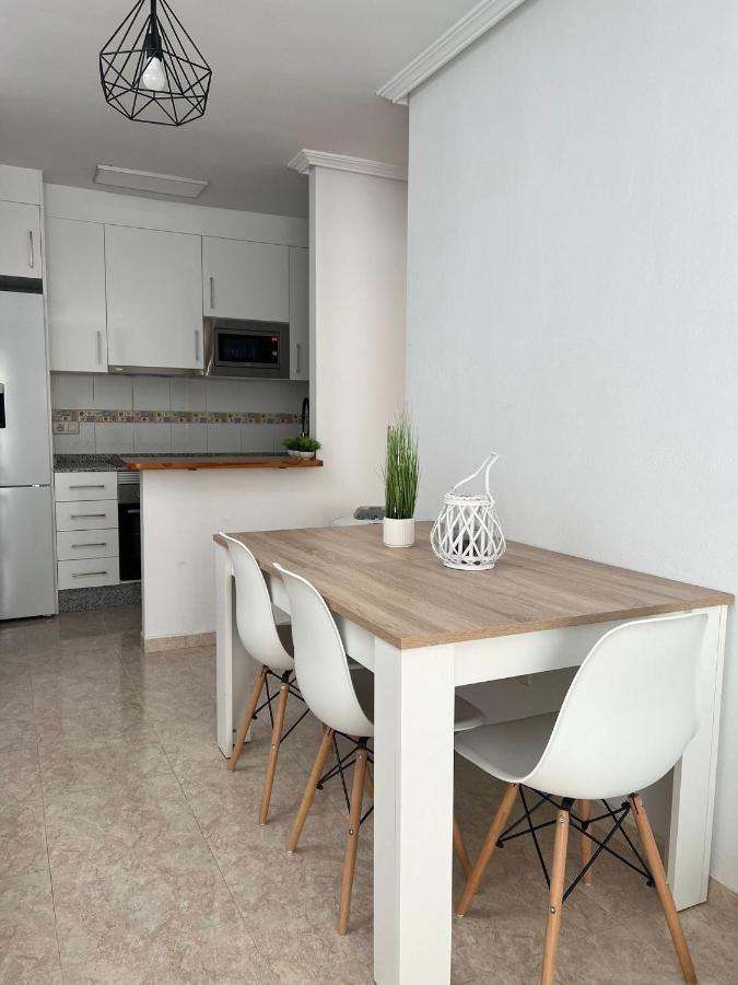 Apartamento Atico Duplex Con Vista Mar Y Terraza Privada A 200M De La Playa Hasta 6 Personas Garrucha Exterior foto